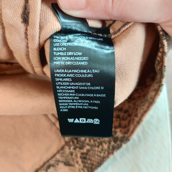 Free People Snake Skin Jacket Womans Size XS Black Animal Print Shacket - Picture 8 of 9